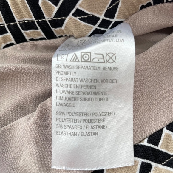 SUSAN GRAVER Women’s Size Large Liquid Knit Tan & Black Print Skort Skirt - Picture 5 of 6